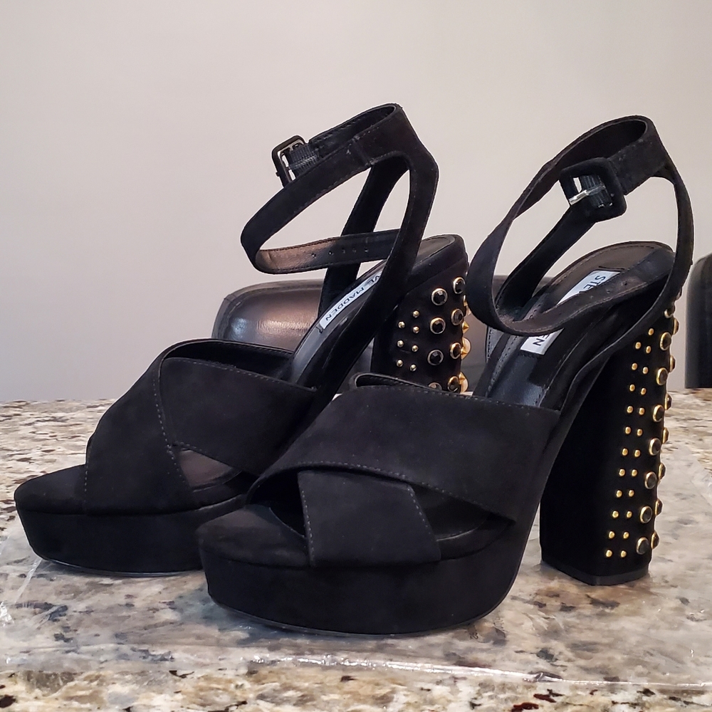 Steve Madden black heels